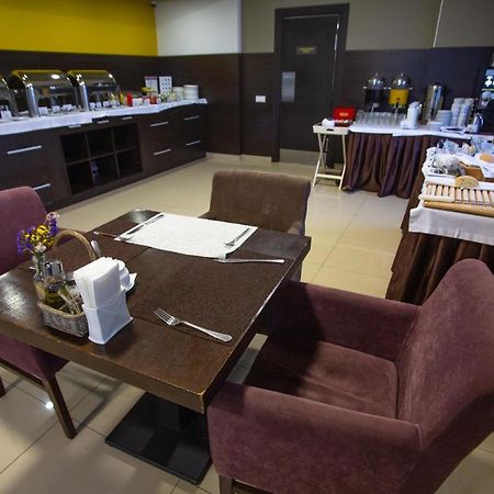 Optima Cherkasy Hotel Luaran gambar