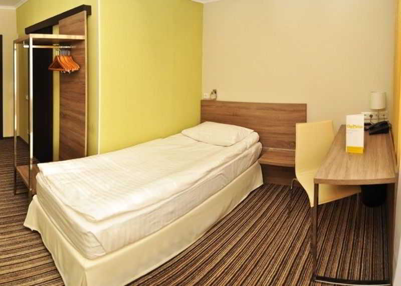 Optima Cherkasy Hotel Luaran gambar