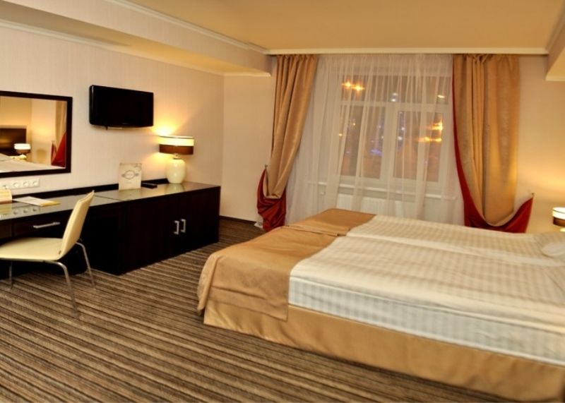 Optima Cherkasy Hotel Luaran gambar
