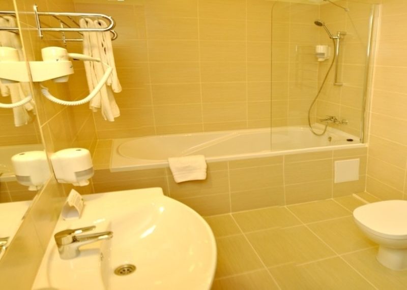 Optima Cherkasy Hotel Luaran gambar