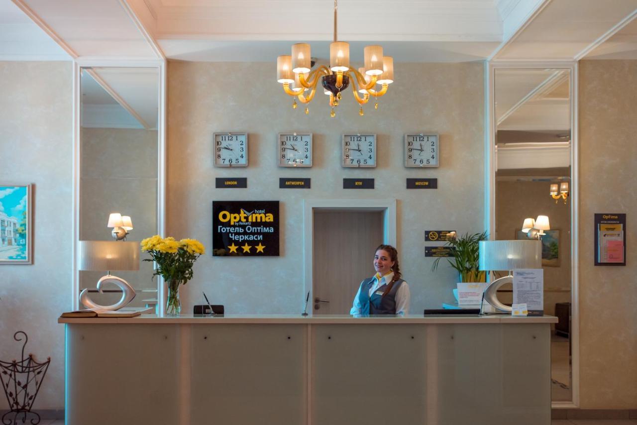 Optima Cherkasy Hotel Luaran gambar