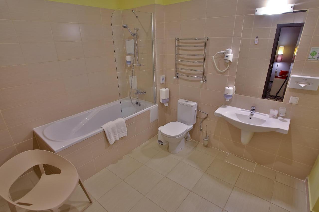 Optima Cherkasy Hotel Luaran gambar