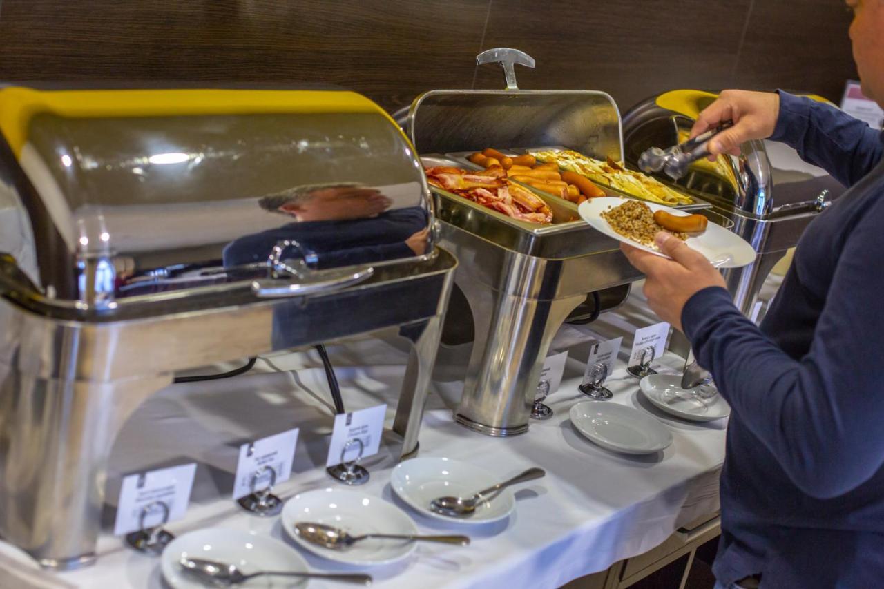 Optima Cherkasy Hotel Luaran gambar