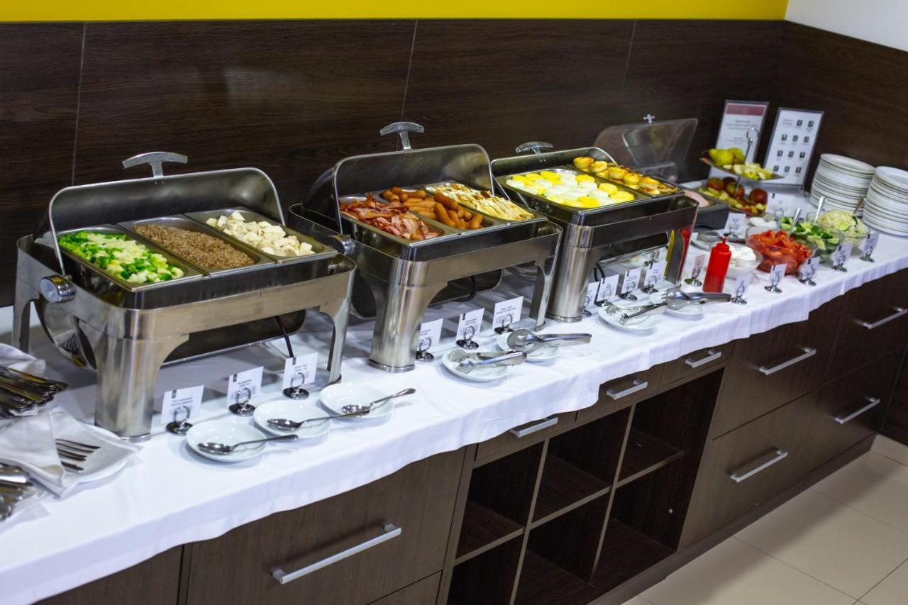 Optima Cherkasy Hotel Luaran gambar